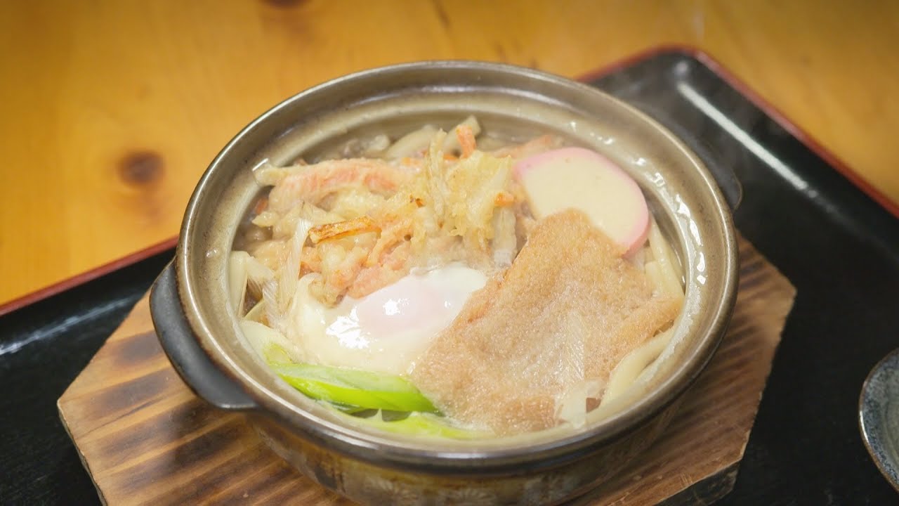 町のいっぴん屋 素材のうま味が染み込む 七戸町 鍋焼きうどん 191122