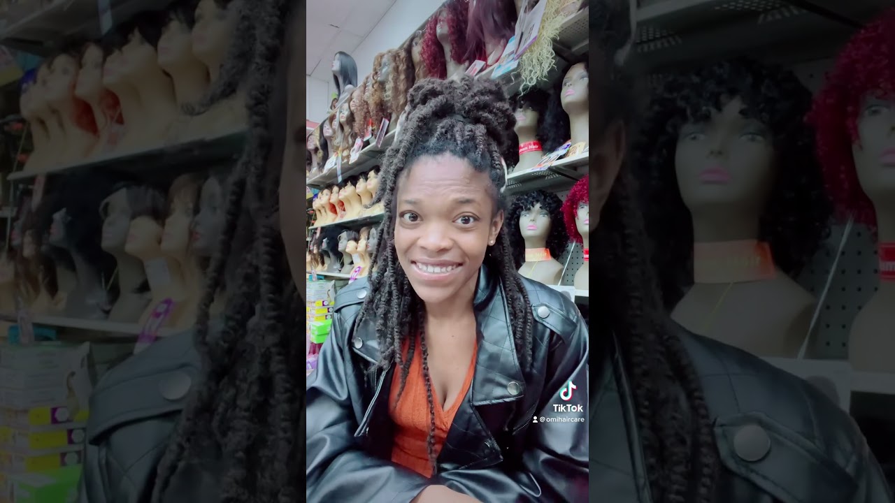 Can white girls wear bonnets? #omihaircare #haircaretips #bonnet