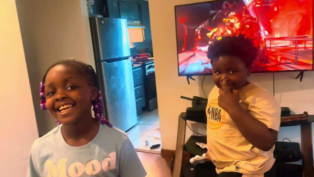 Bebe KIDZ video game battle 