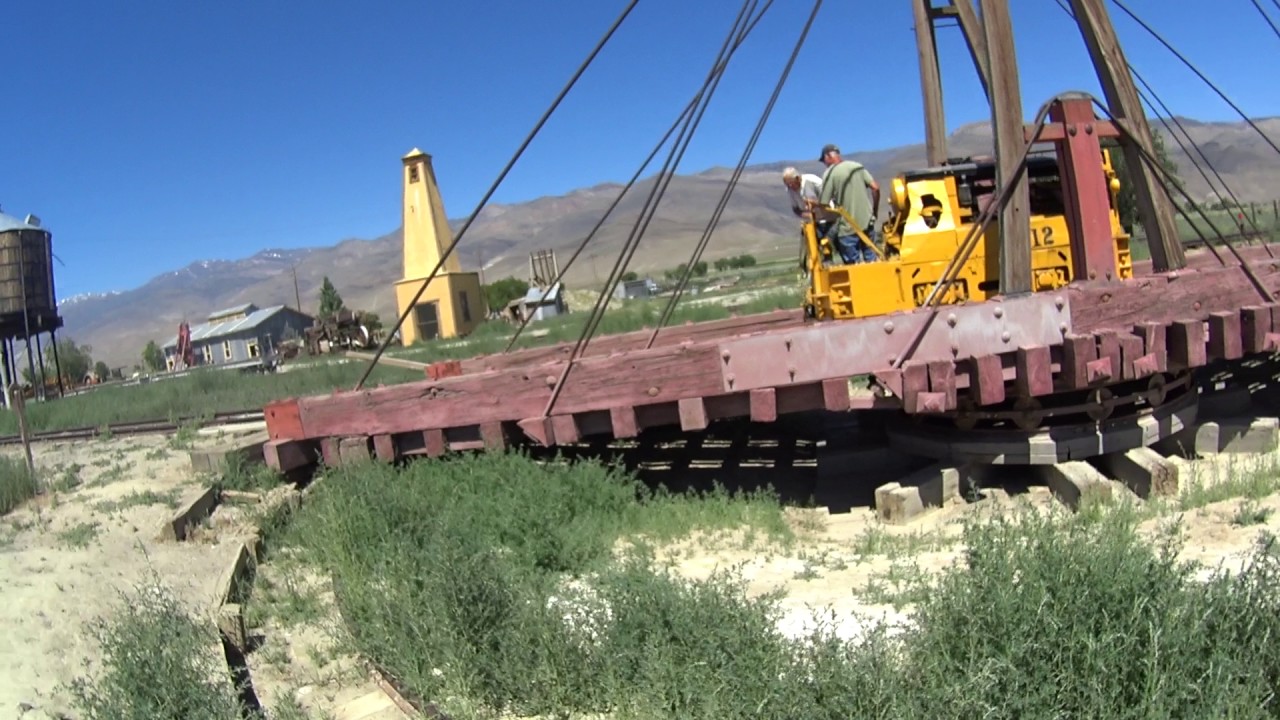 FIRST USE OF SOUTHERN PACIFIC NARROW GAUGE TURNTABLE SINCE REBUILDING