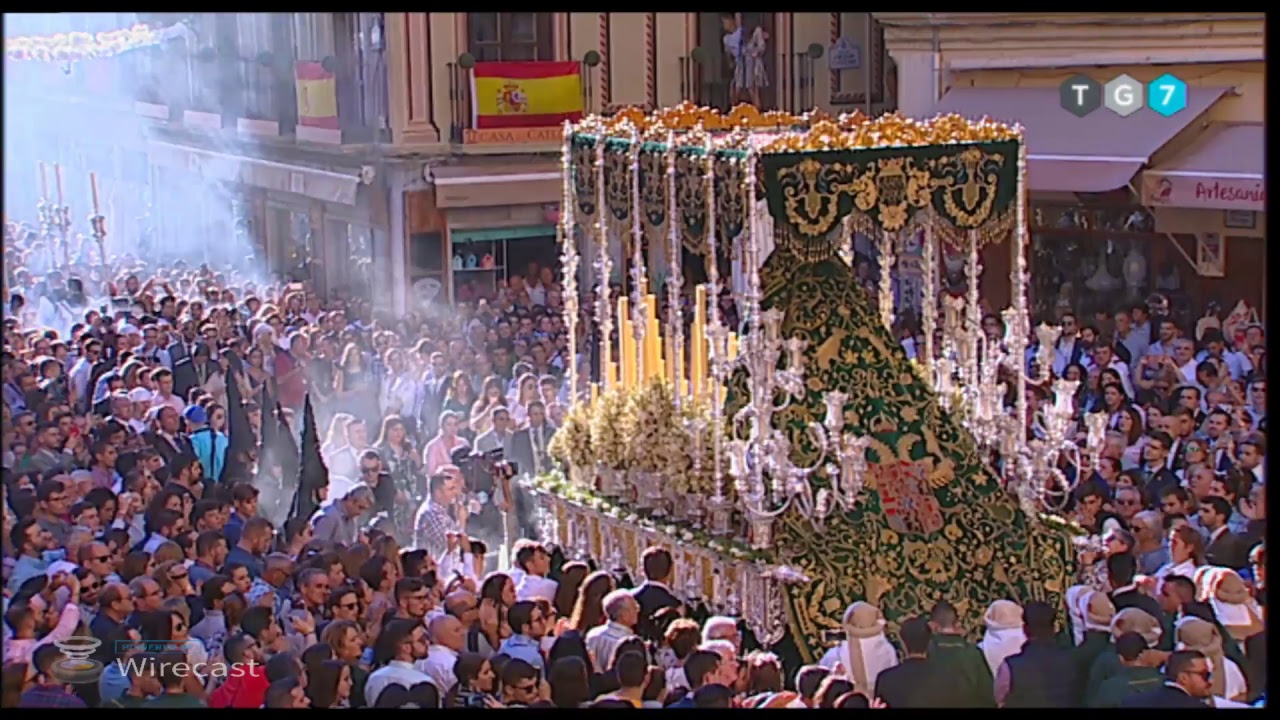 Salida de Ntra Sra de la Esperanza Coronada de la Catedral de Granada. Sábado 13 de Octubre de 2018