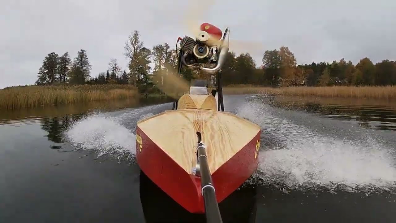 САМОДЕЛЬНАЯ ЛОДКА АЭРОГЛИССЕР ОСЕННИЙ ВЫЕЗД.