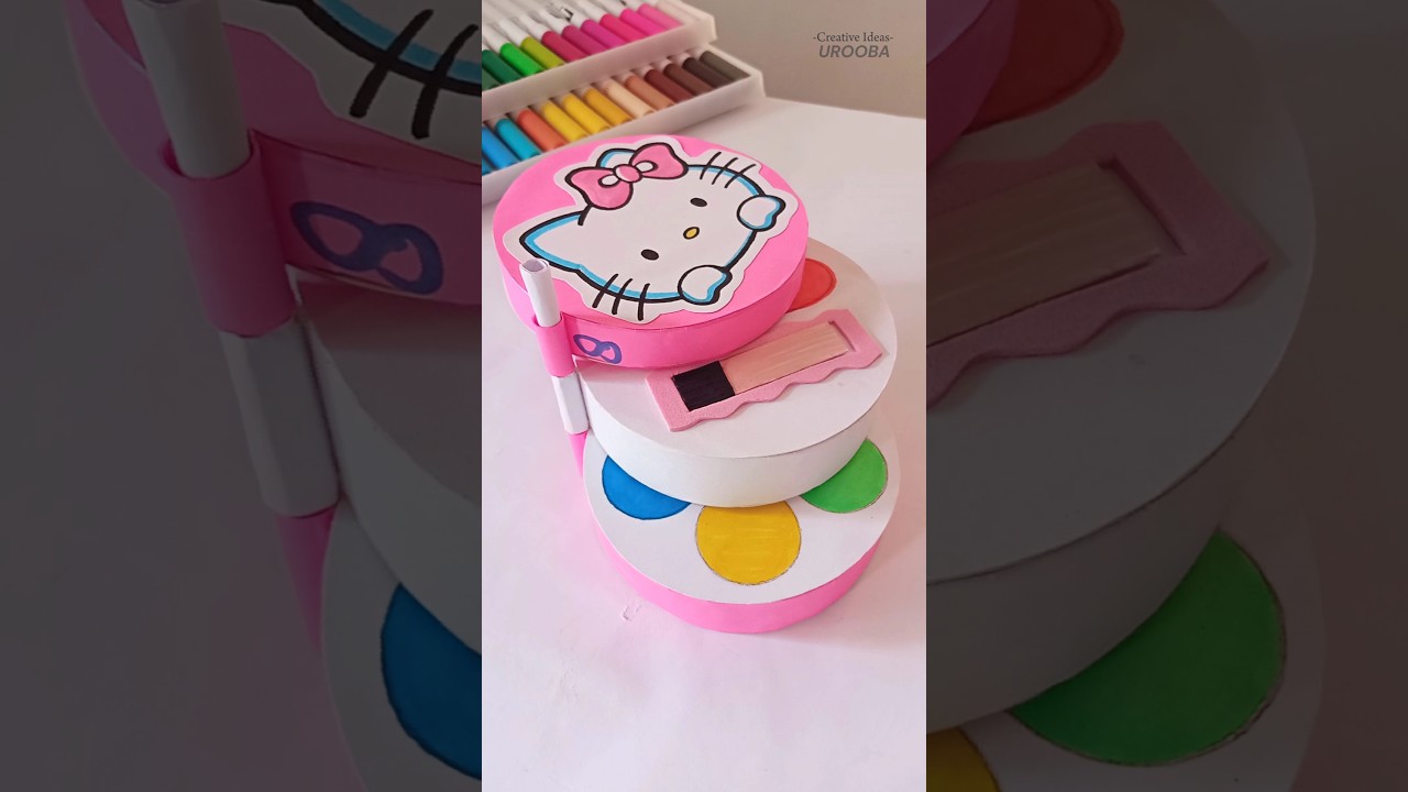 SANRIO Make-up Set 😲💗 Sanrio craft/ DIY paper craft /Creative Ideas Urooba #art #craft #shorts