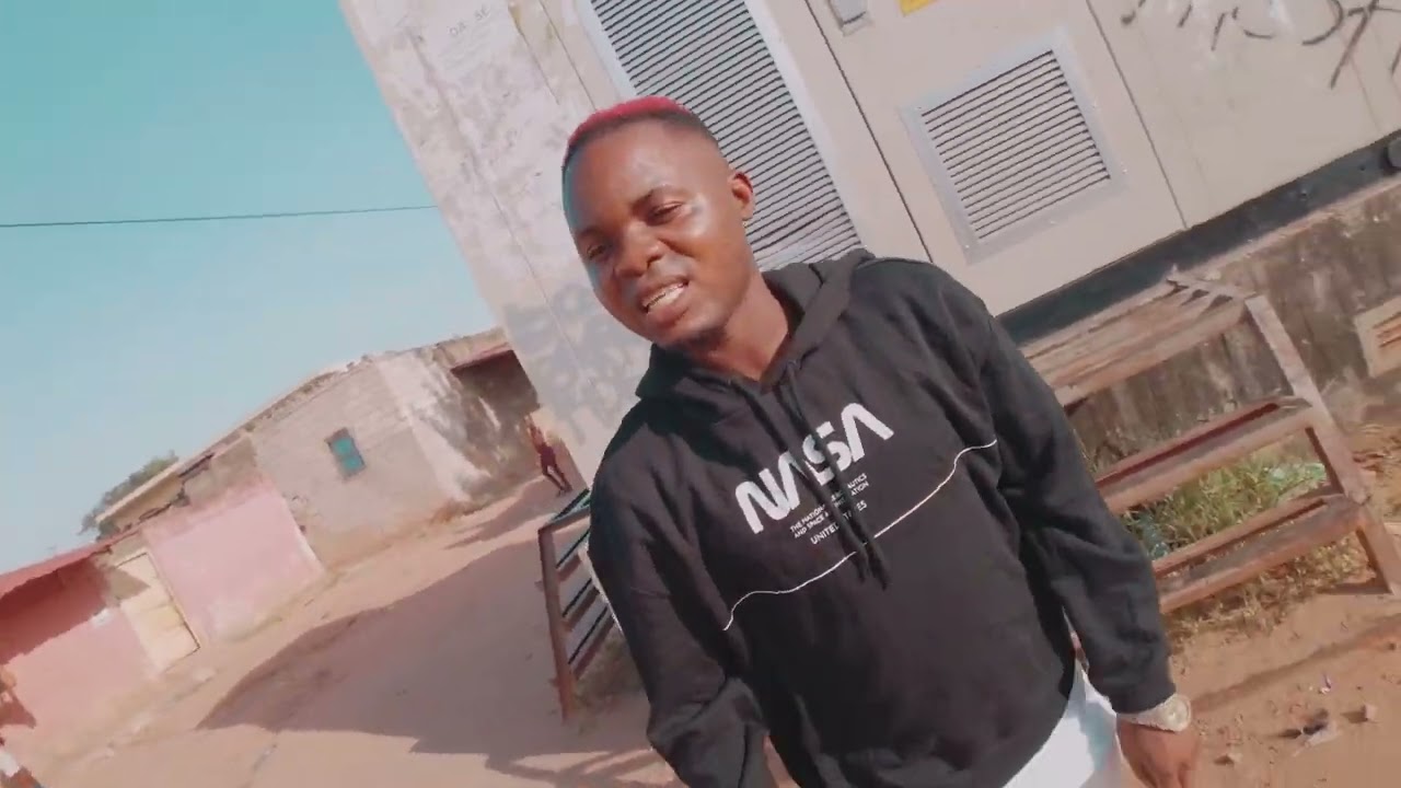DJ ADE ft MASSANO / ME FALARAO MAL KUDURO
