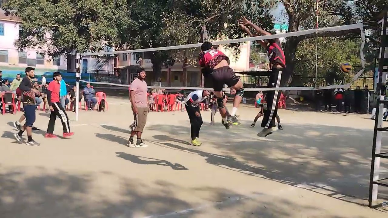 Volleyball final match at jhandutta, Una vs Mehre