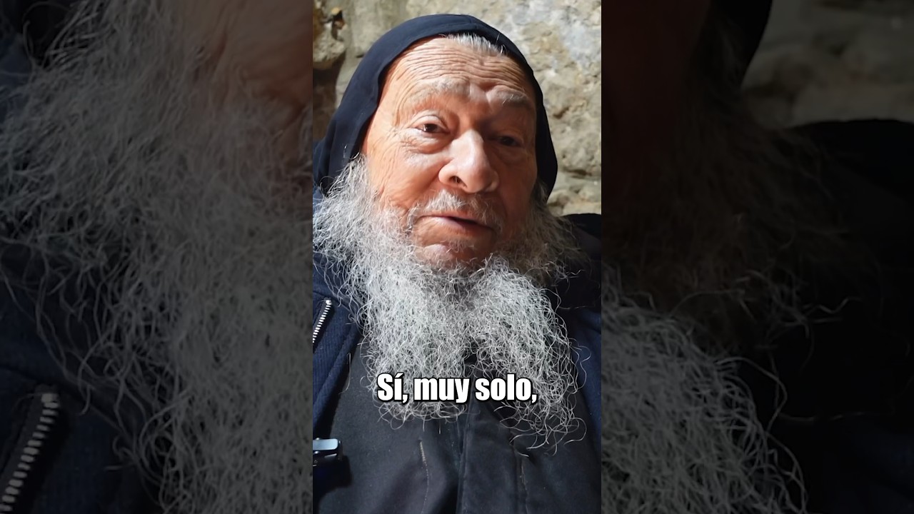 Un colombiano lleva 23 a&ntilde;os aislado del mundo exterior y en soledad en el L&iacute;bano #entrevista #viajar