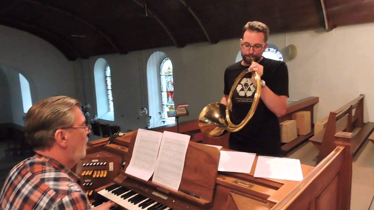Avé Maria ... par Valentin Queloz à la trompe de chasse et Patrick Lapaire à l'orgue