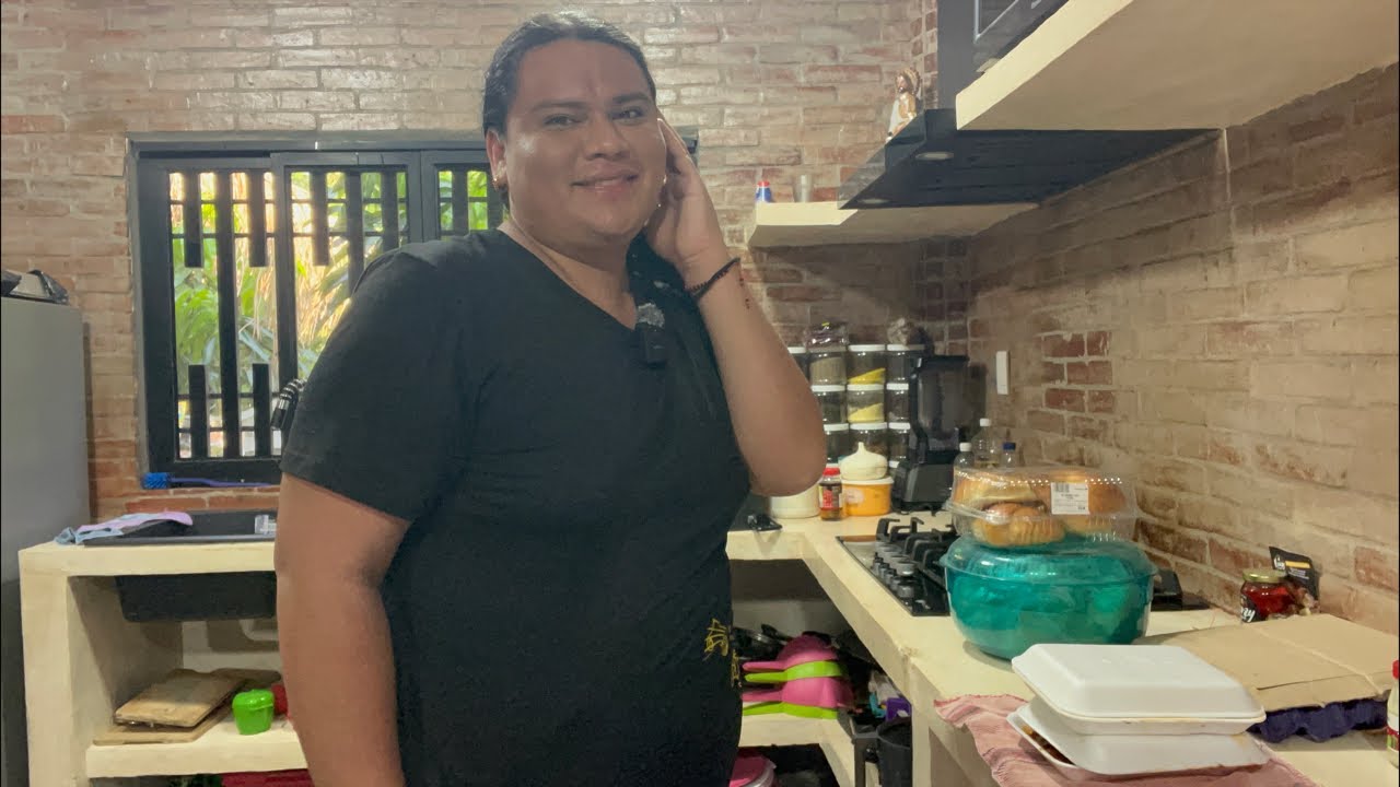 Almorzando herniado de gallina #AyQueCotaaa