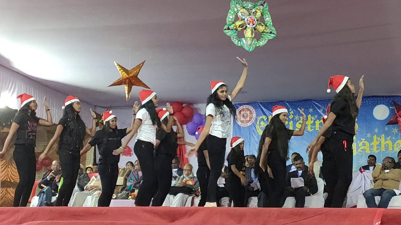 Christmas gathering # 2019.. CNI Church (cathedral) Ranchi.. Dance by girls on rock 🤘