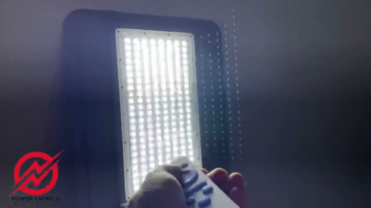 power.tavin Road light powered by Solar system and there is