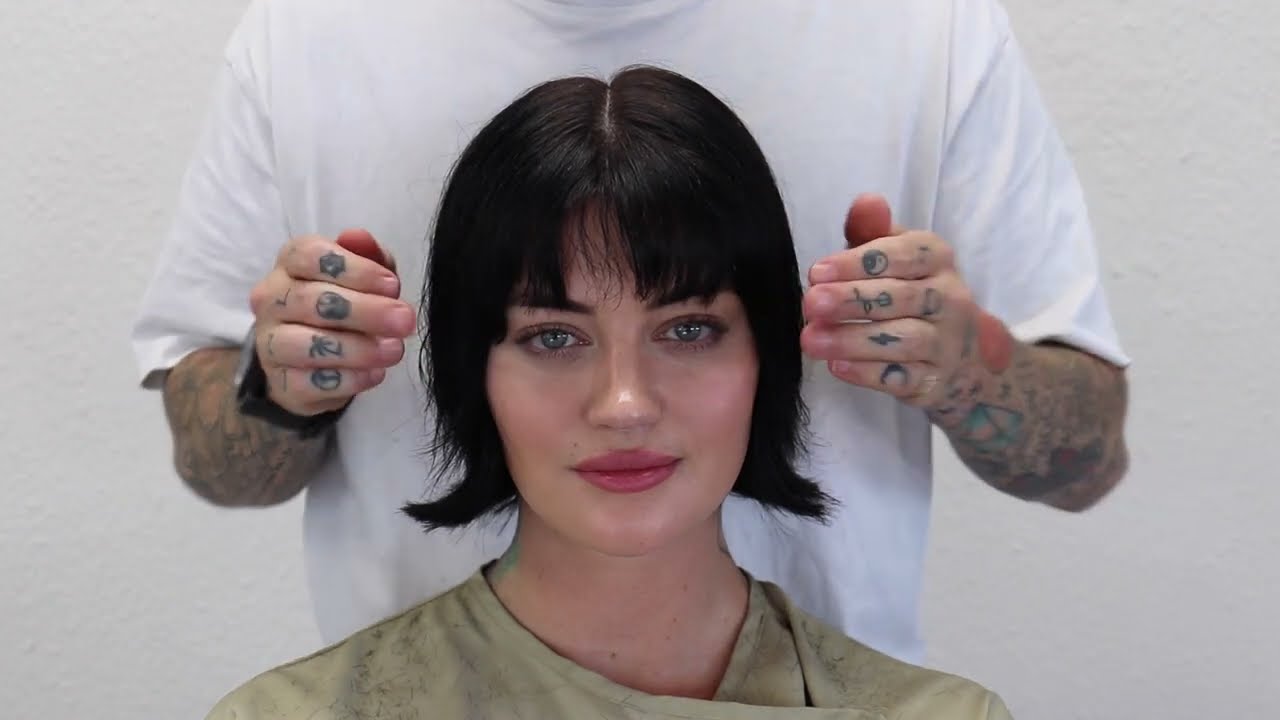 How to create the french Bob women's hairstyle