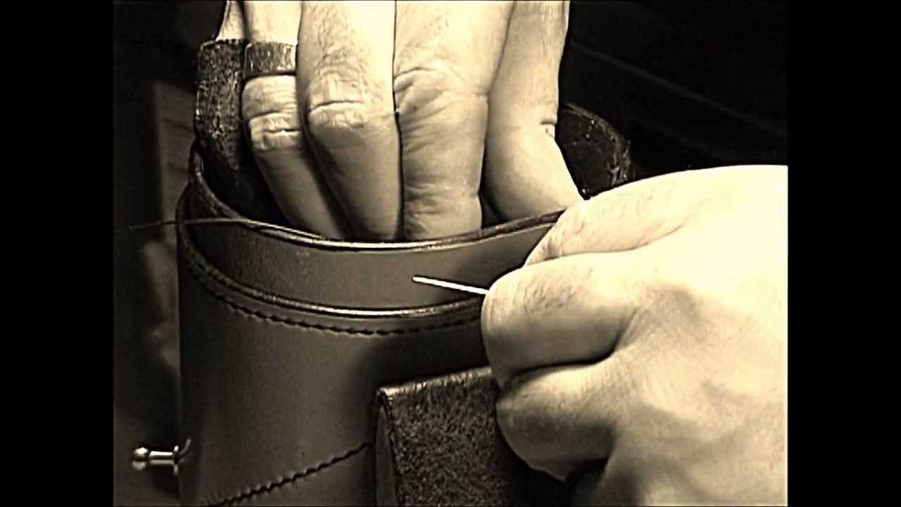 Round Leather Box