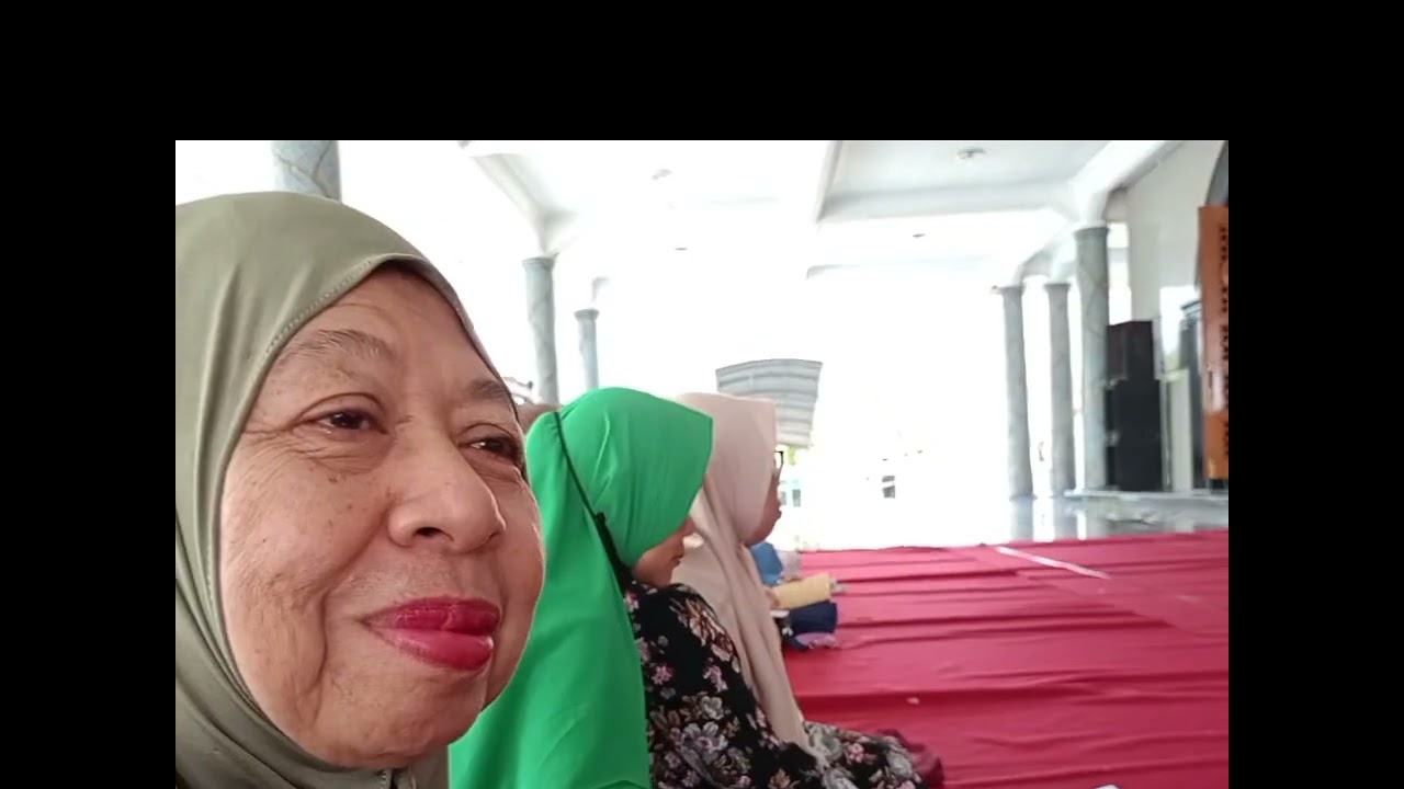 BKMM  KAB.BANGKALAN MENGADAKAN KHOTMIL QUR'AN, KAJIAN KITAB,BAGI TAKJIL DI MASJID AGUNG BANGKALAN 
