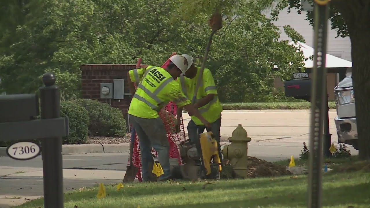 Workers hitting gas lines near home explosion has neighborhood on edge