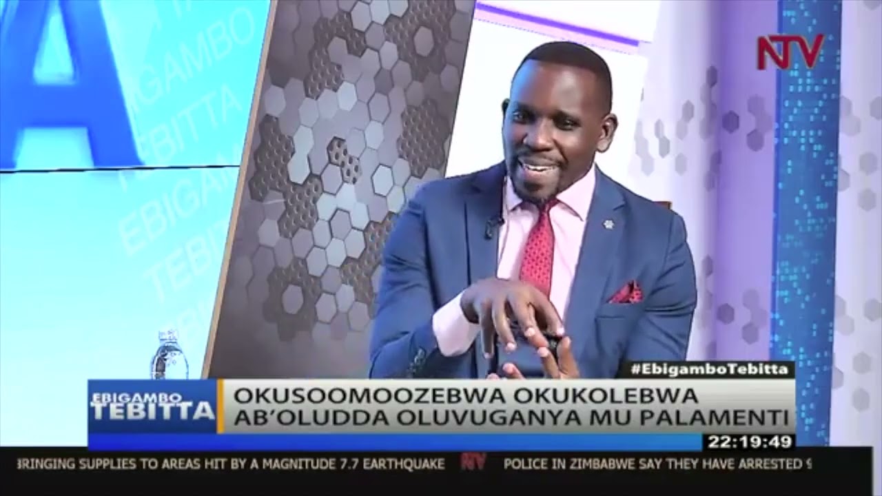 Ebigambo Tebitta: Ssenyonyi ayogedde ku kusoomoozebwa n’ebisobose okukolebwa ab’oludda oluvuganya