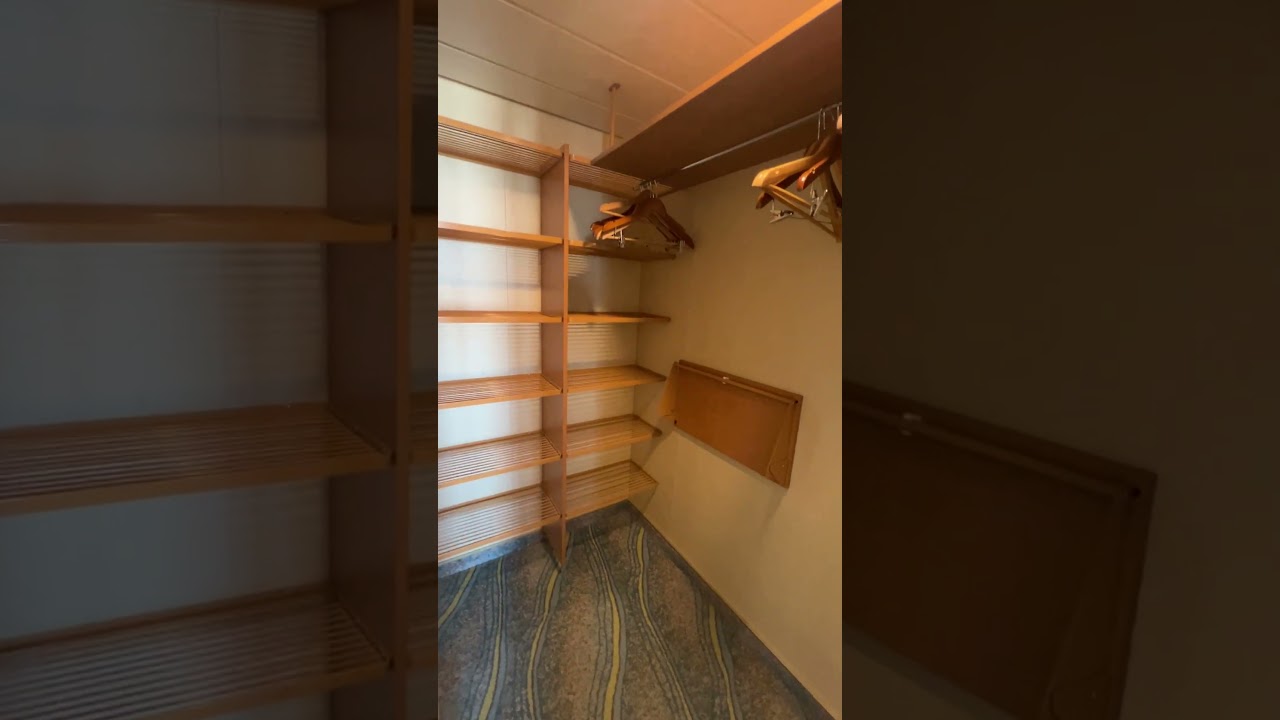 Allure of the Seas Junior Suite 14230