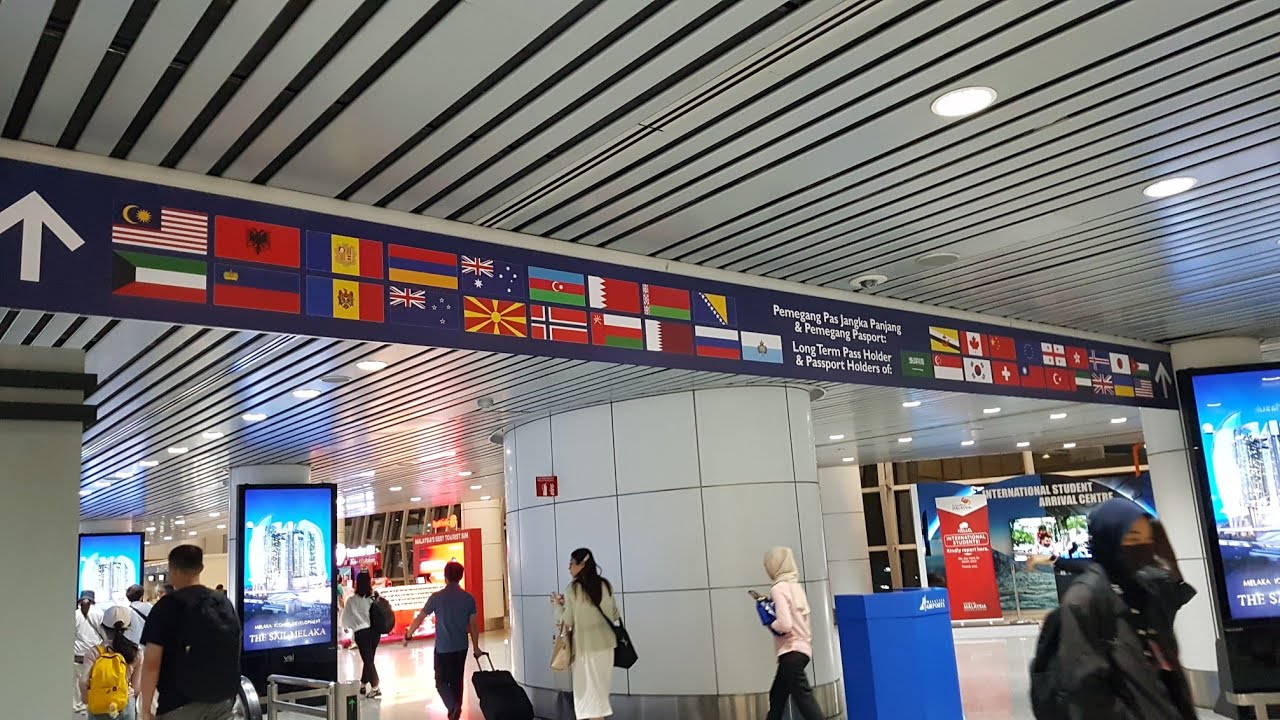 Arrival Immigration Autogate Baggage Transport Kuala Lumpur International Airport KLIA T1 Sepang