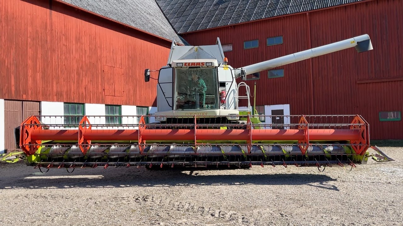 K&ouml;p Tr&ouml;ska Claas Lexion 480 med 30 fots sk&auml;rbord p&aring; Klaravik