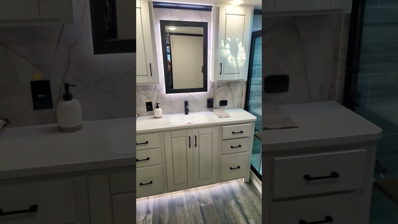 GORGEOUS RV Alert! Redwood 4200FL is Impressive