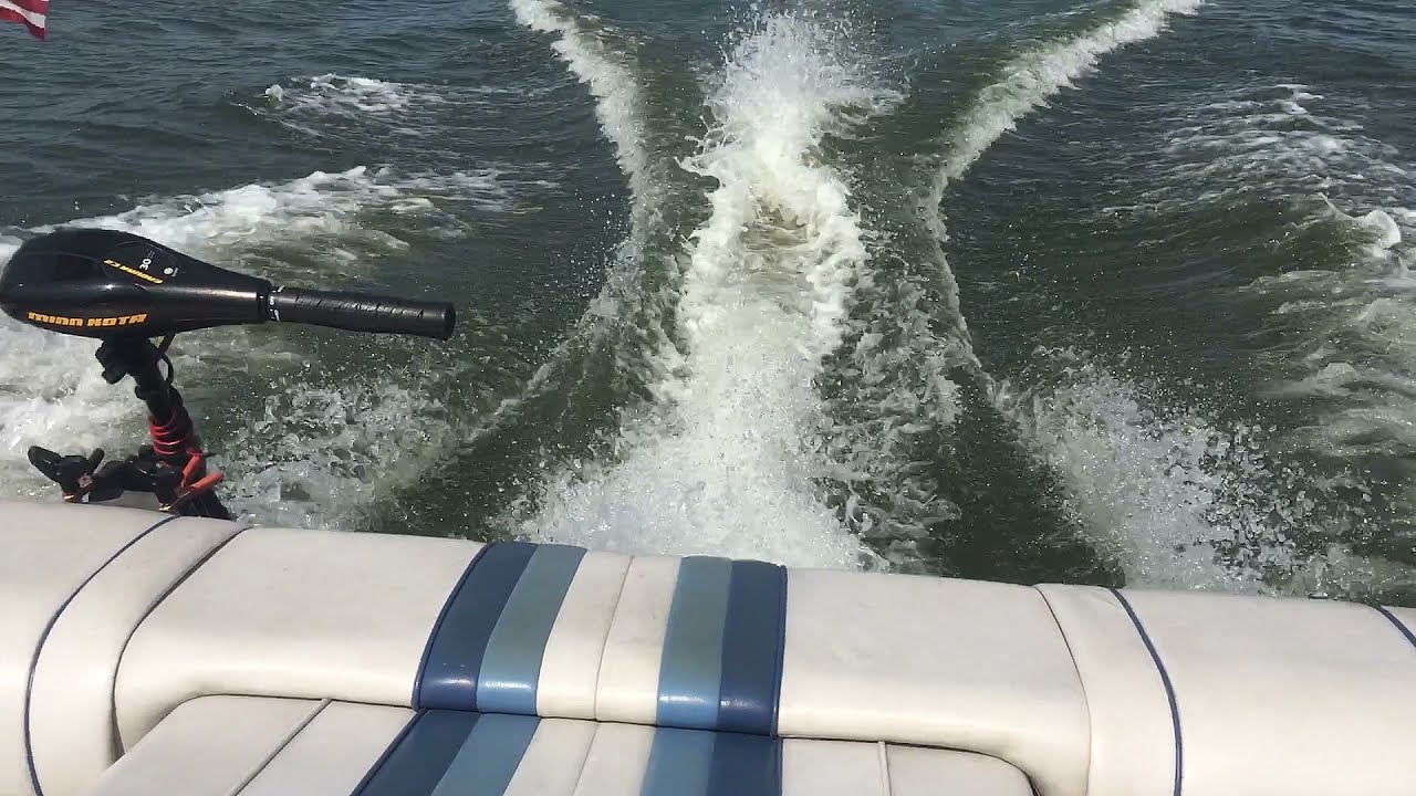 Homesick DJI Spark Drone while testing the SE-300 Anti Cavitation/Hydrofoil plate for my boat!