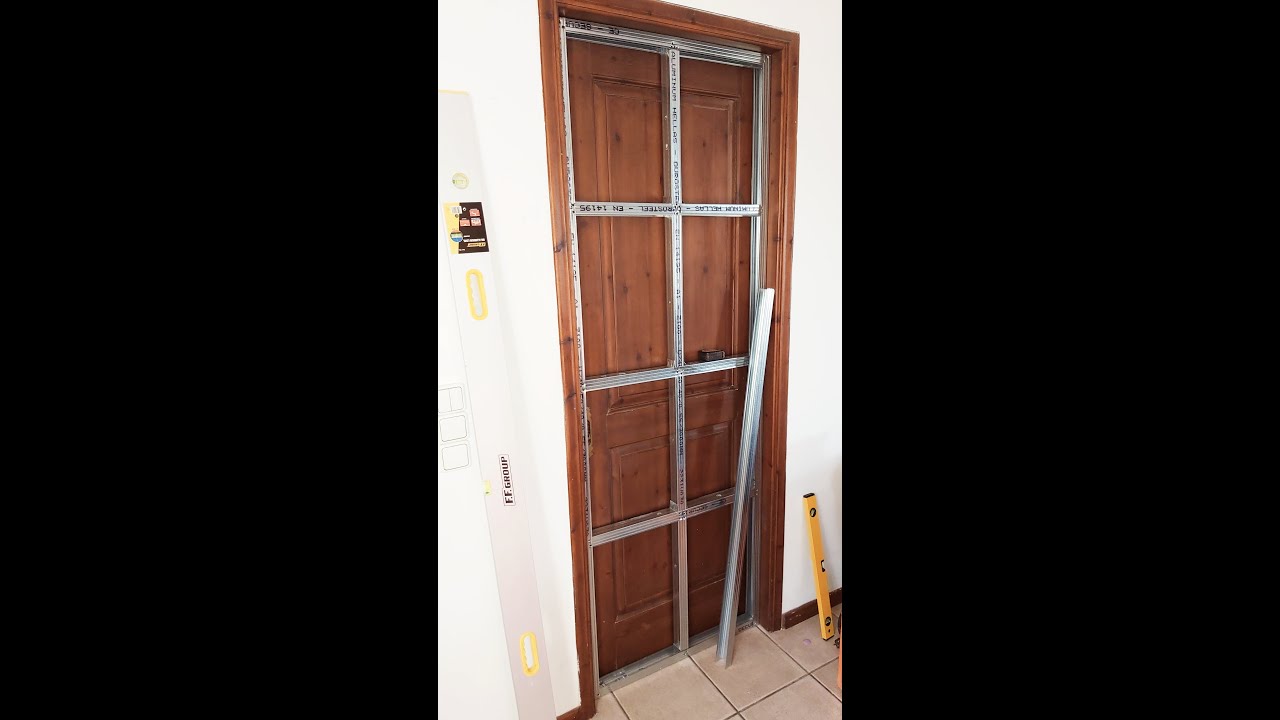 Γυψοσανίδα κατασκευή σε πορτα/door closing with plasterboard/закрытие дверей гипсокартоном
