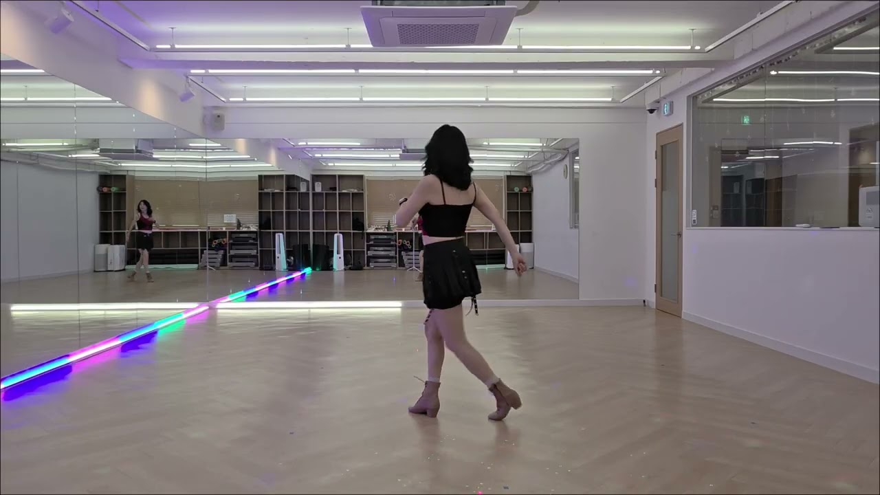 Laugh Til I Cry @Line Dance 화면밝기 수정했어요. 예쁘게 봐주세요^^