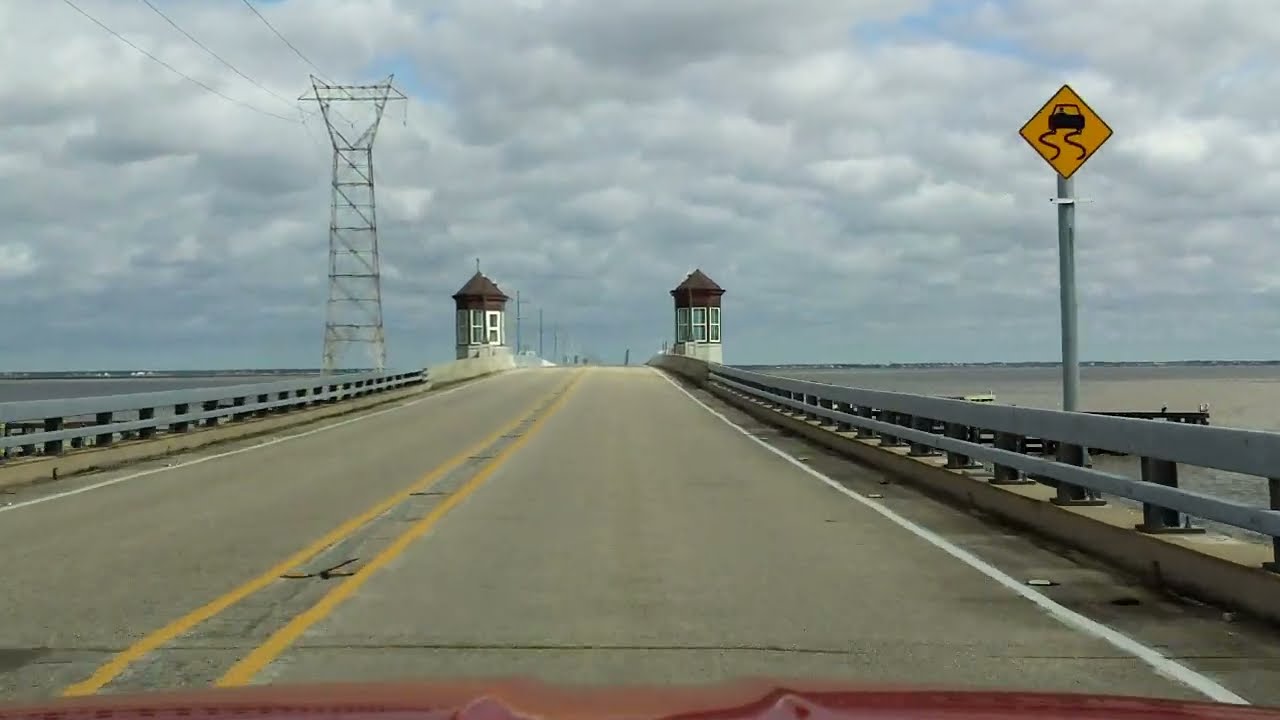 Maestri Bridge northbound
