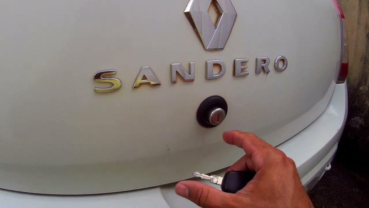 Renault Sandero 1.0 16V Authentique 2013/2014, apresentação e curiosidades.