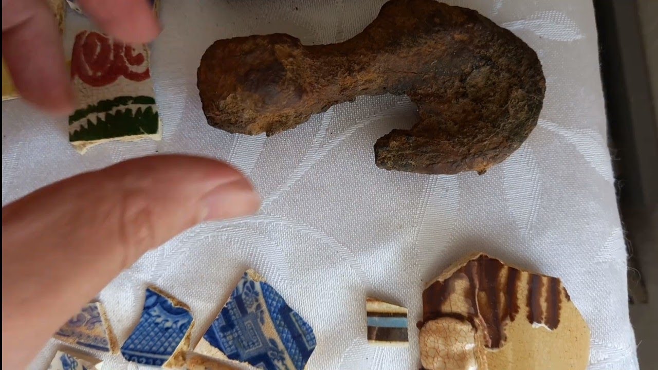 Hooked on Mudlarking