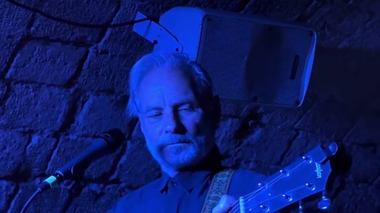 Backworld - Come with joy. Live at « Le Klub » Paris.