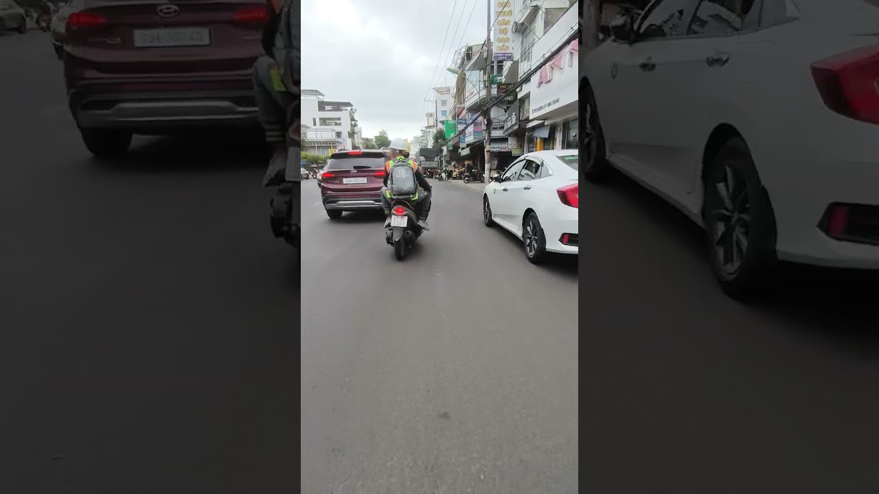 Templo de Po Nagar - Pagoda de Nha Trang en MOTO, VIETNAM, Lunes