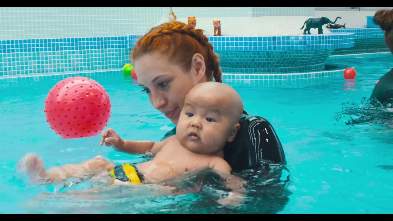 Грудничковое плавание в AVANGARD SPORT CLUB