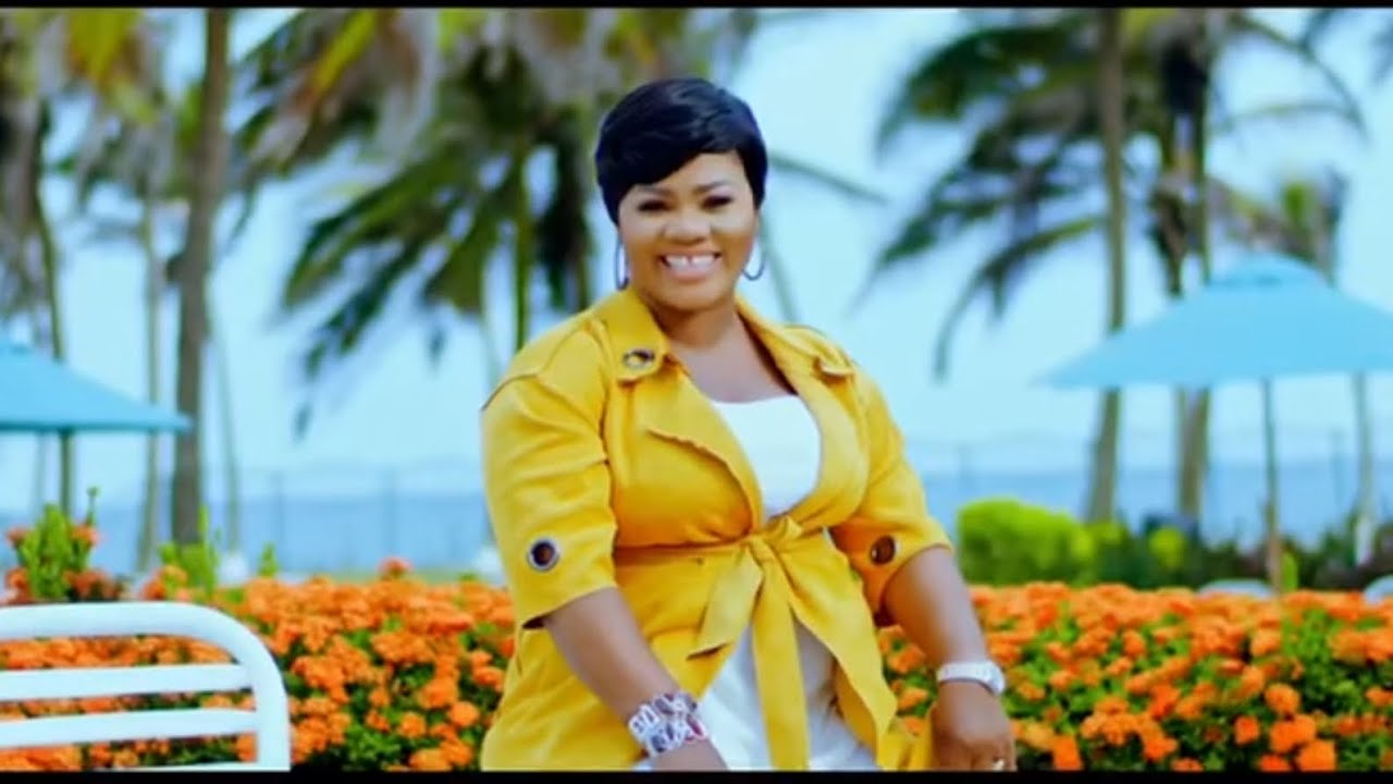 W&lsquo;AGYE ME-Official Video by OBAAPA CHRISTY