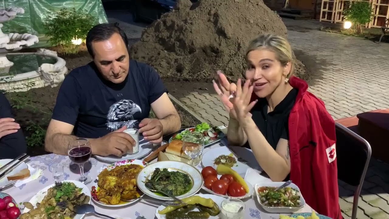 Manaf gecə vaxtı Rəqsanə gilə qonaq gəldi - 