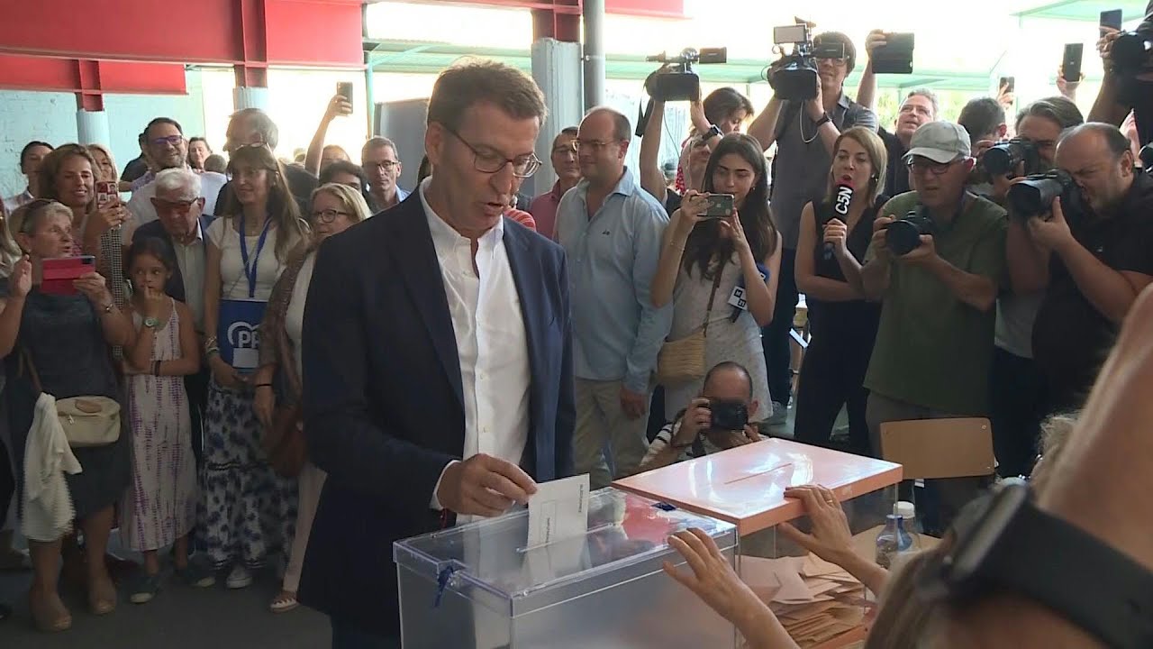 Spain's Popular Party candidate Alberto Nunez Feijoo votes in general election | AFP