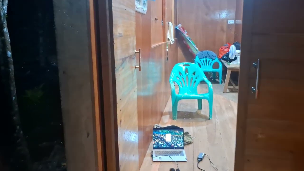 CUACA HUJAN TIDUR DI PONDOK KEBUN