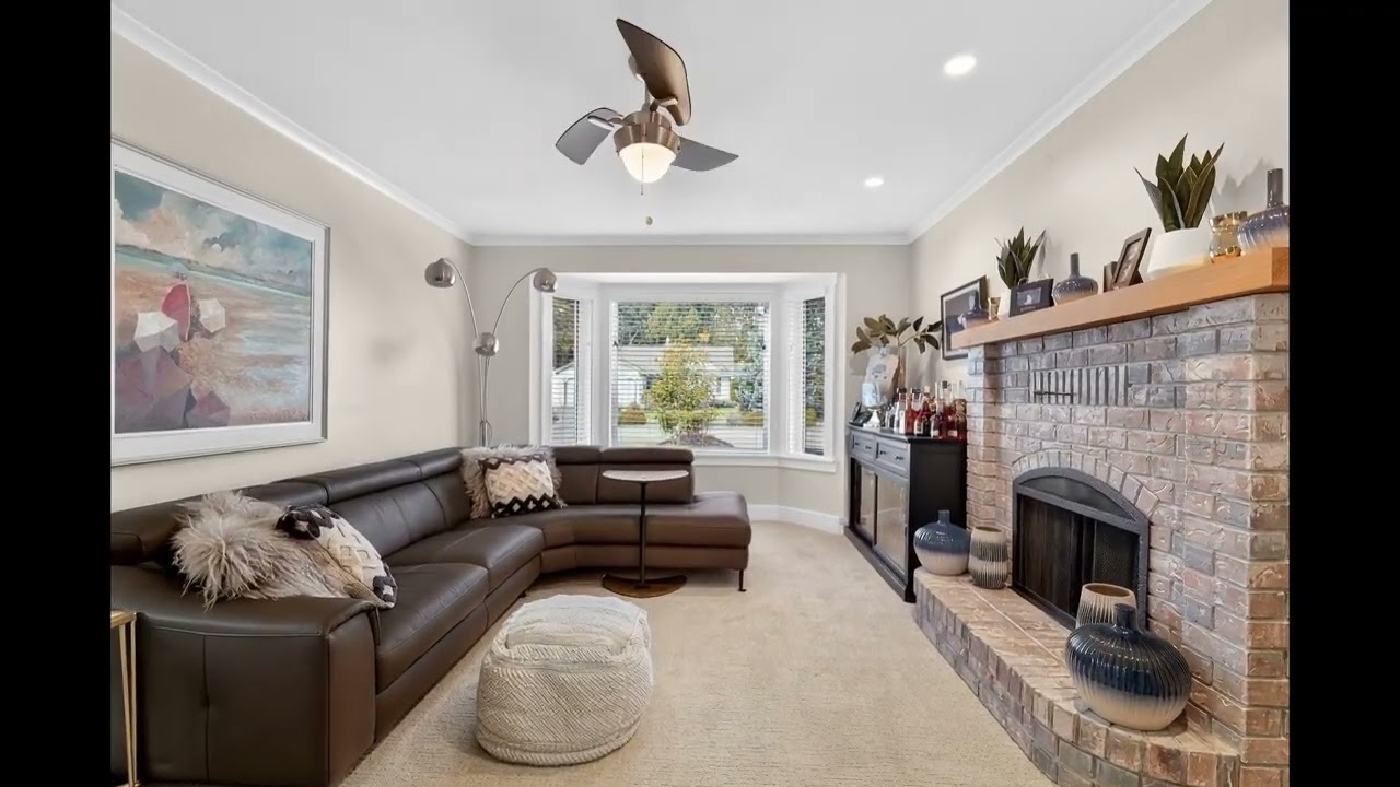 542 Panorama Place, BC