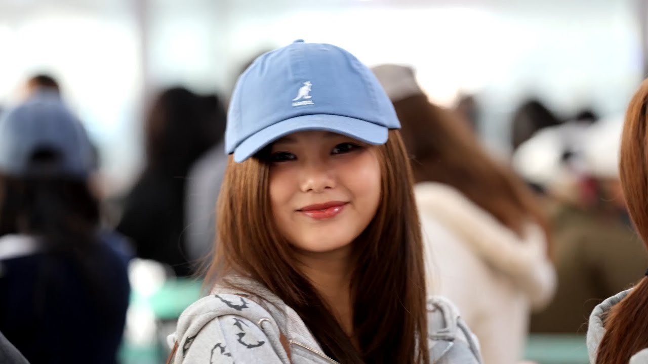 Kiiras Lingling  Airport Departure  251230