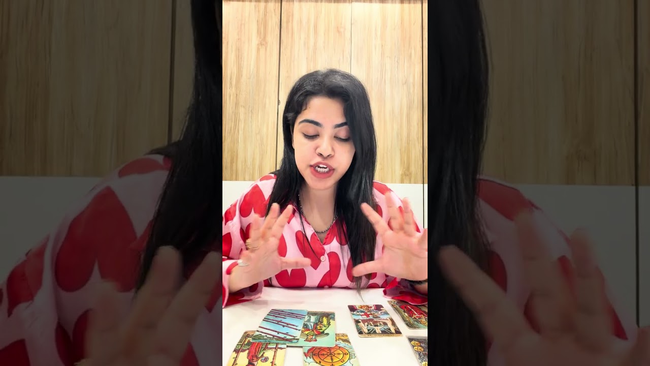 What you need to know right now 🔮 || Tarot Reading ( Hindi ) 