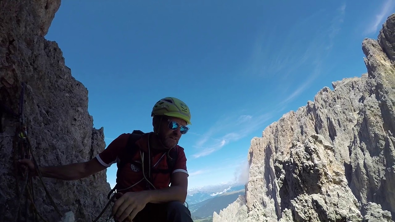 Via Spigolo del Pollice - Cinque Dita - Sassolungo - 6 min