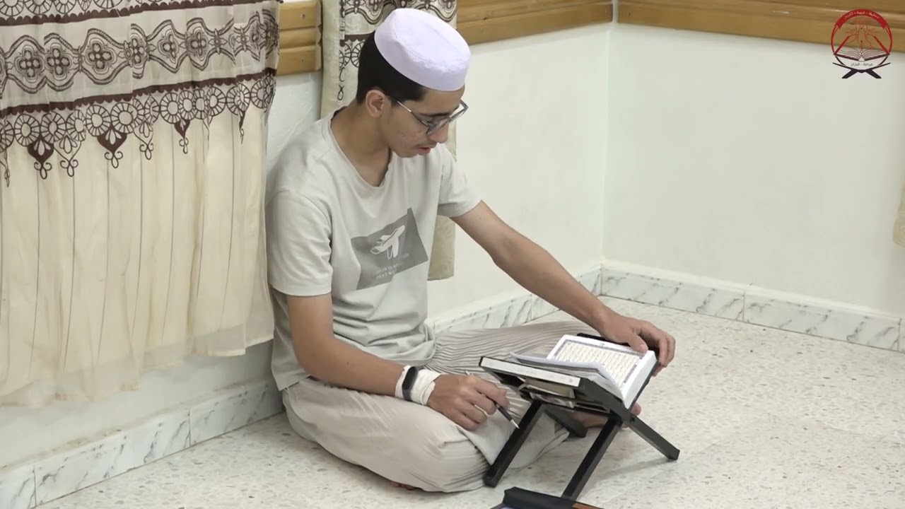 الطفل النابغة عماد الدين بن عبد المجيد لعساكر، أصغر مستظهر لهذه الصائفة