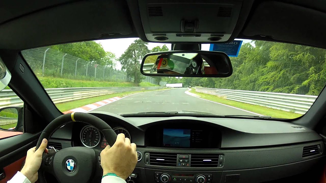 Bmw M3 E92 vs Bmw M5 F10 TAXI RING @ Nurburgring with crash