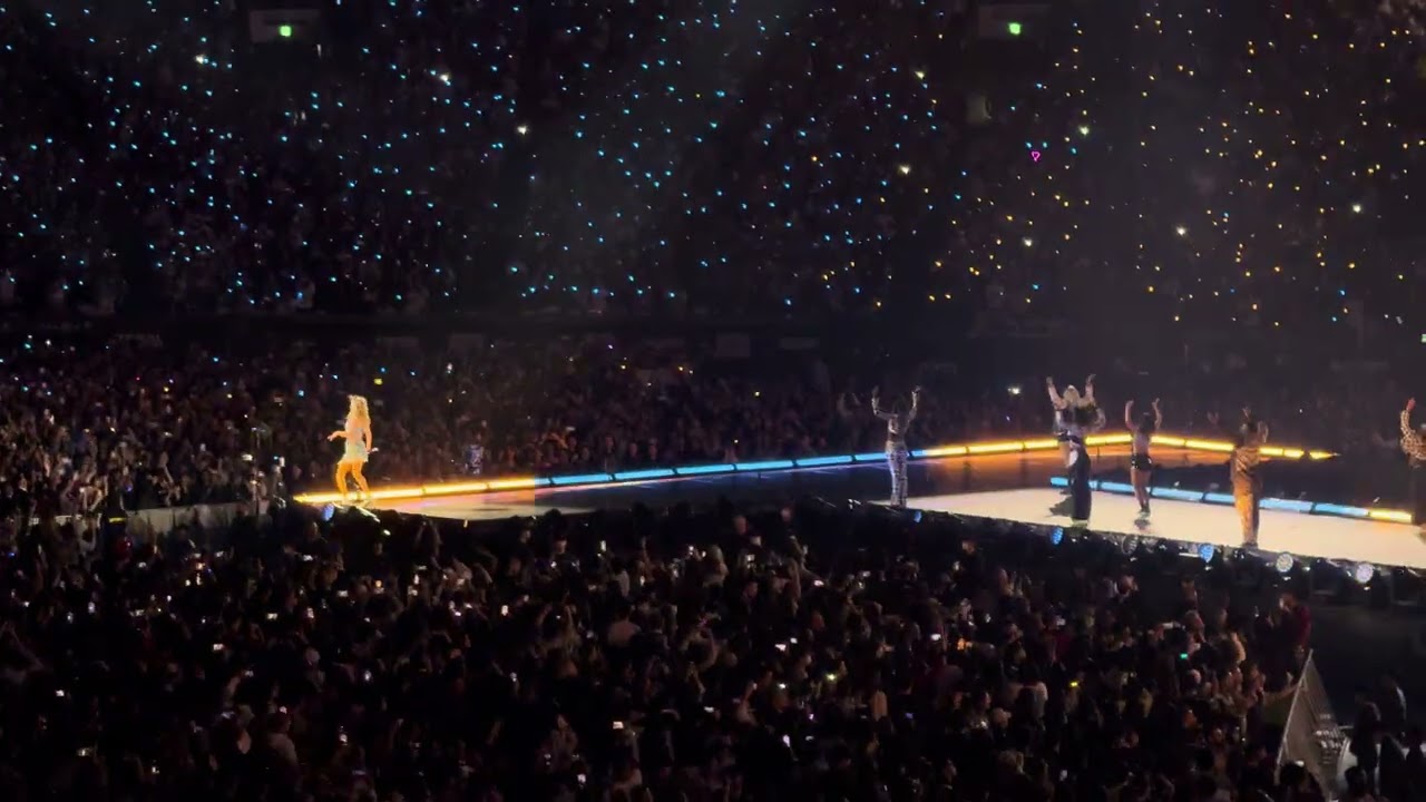 240207 Taylor Swift - Shake It Off | The Eras Tour Tokyo (Night 1)