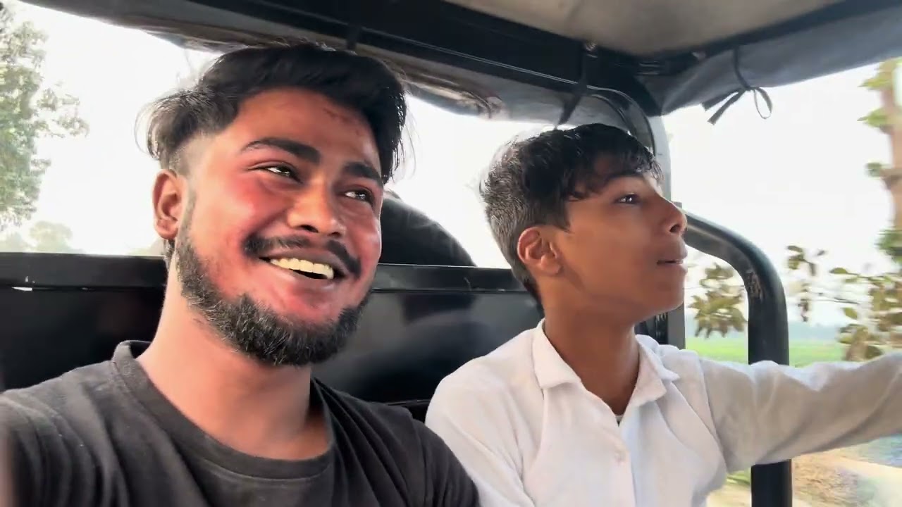 Gaon ka view dekho#| 8/90| Travelling on toto😊