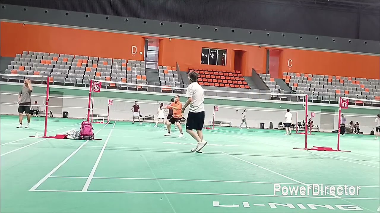 20260302_深圳地鐵遊 在蓮塘口岸過關，乘地鐵到黄贝岭站蘩樓飲早茶；去南山文体中心，免費羽毛球活動，相約南山球友練球及雙打友誼賽；下午3点乘地鐵去蓮塘站秋記大排檔晚餐；下午6時回程蓮塘口岸過關。