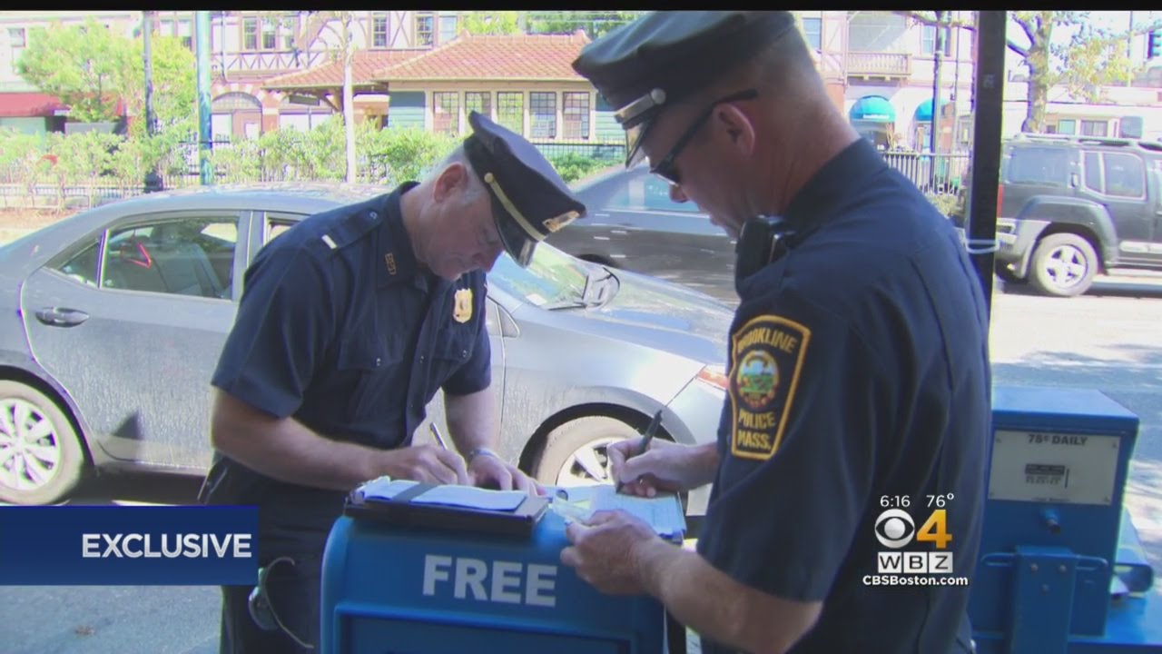 Brookline Police Crack Down Texting And Driving