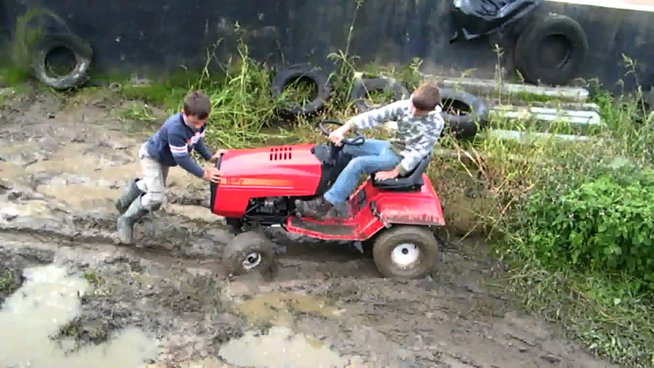 Rik en Joris in de Modder