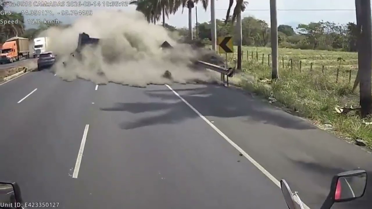 Unexpected moment on the road #dashcam #traffic #road #driving #accident #nearmiss #caughtoncamera