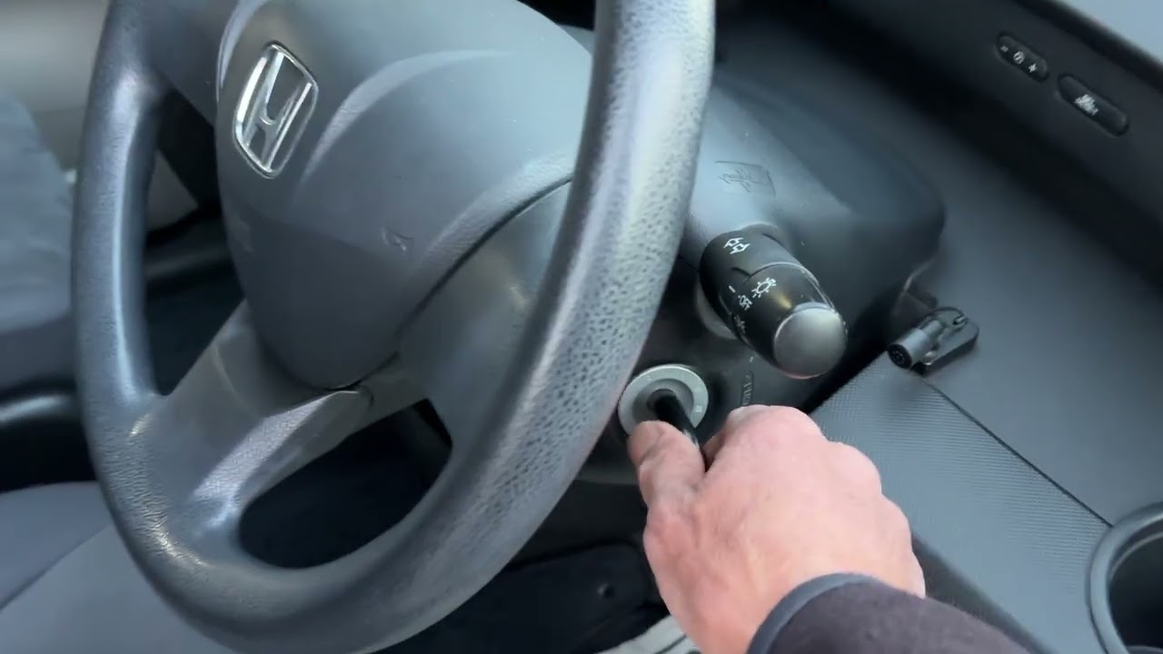 激安格安GarageJIN平成21年式フリードGL7人　SSDナビTV　シルバーM　7.3万キロ