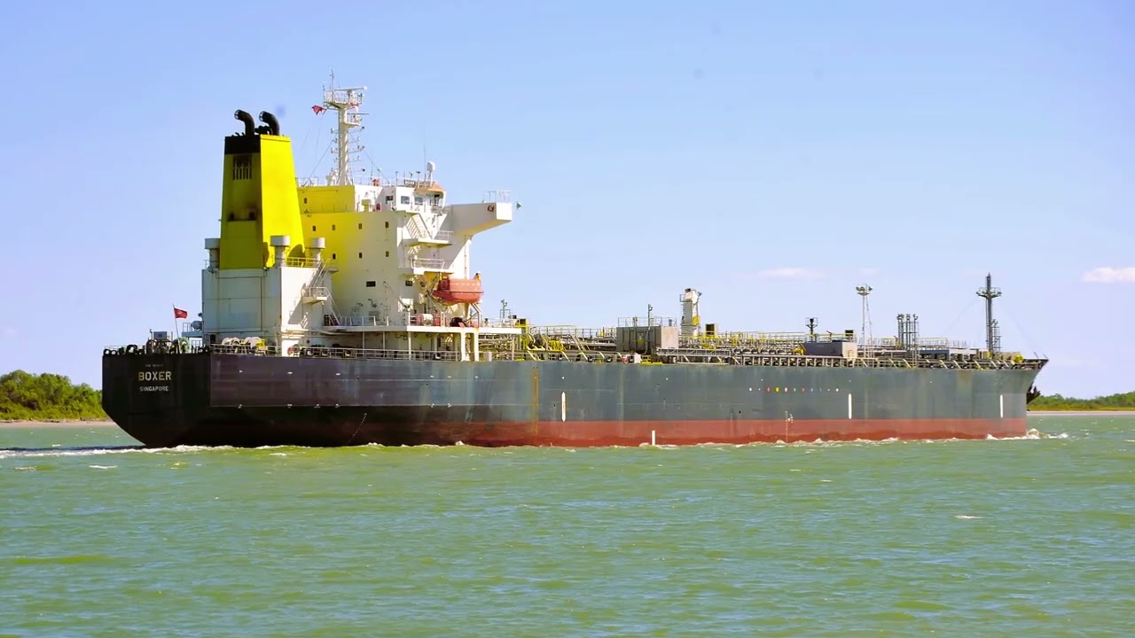 49,852 DWT Singaporean flagged Oil Products Tanker BOXER